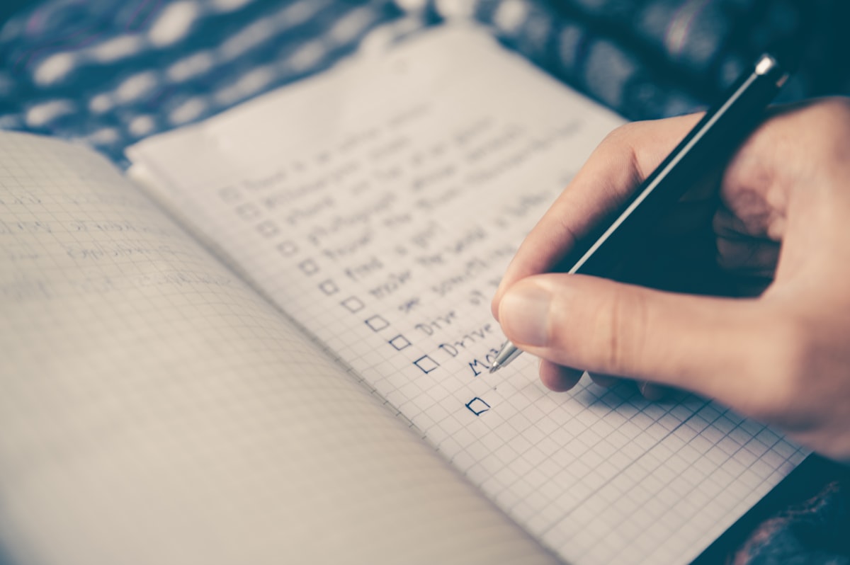 How Many Bullet Points Per Job on a CV? The Right Number